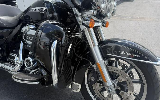 2017 Harley-Davidson® FLHTCU - Electra Glide® Ultra Classic®