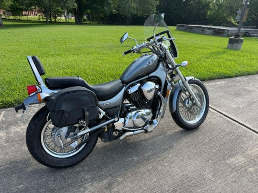 2005 Suzuki Boulevard S50