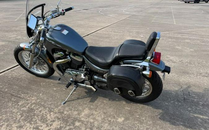 2005 Suzuki Boulevard S50