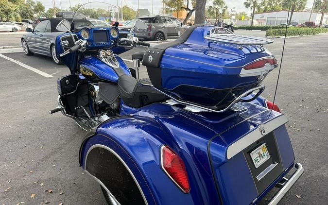 2018 Indian Motorcycle® Roadmaster® Elite ABS Cobalt Candy / Black Crystal w/ 23K Gold Trim