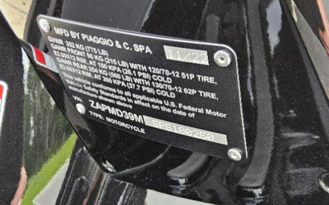 2023 Vespa GTS 300