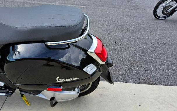 2023 Vespa GTS 300