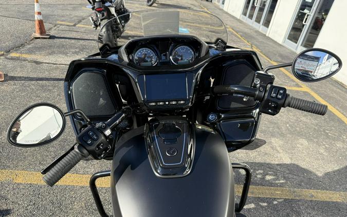 2026 Indian Motorcycle Challenger Dark Horse