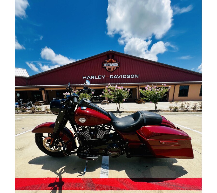 2024 Harley-Davidson Road King Special Red Rock