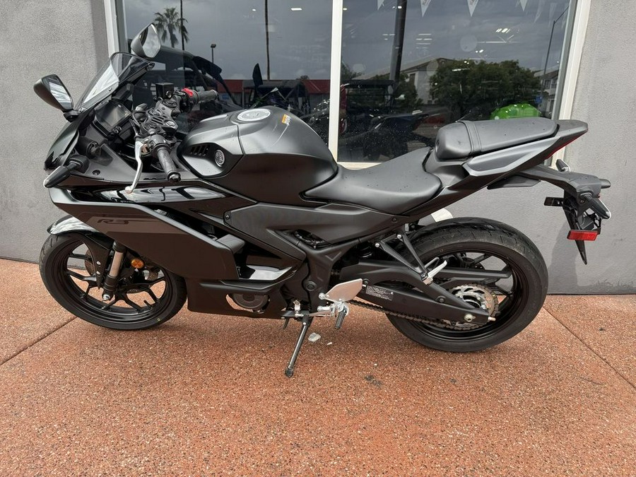 2025 Yamaha YZF-R3