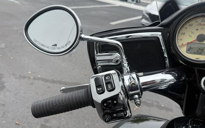 2018 Indian Motorcycle® Roadmaster® ABS Thunder Black