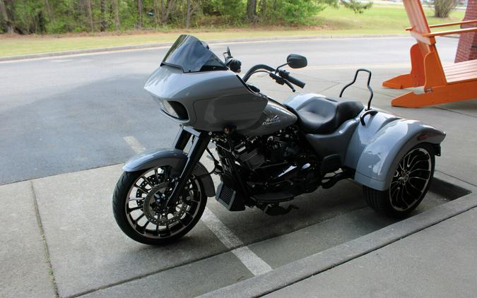 2025 Harley-Davidson® Road Glide® 3 Billiard Gray