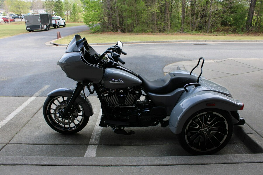 2025 Harley-Davidson® Road Glide® 3 Billiard Gray