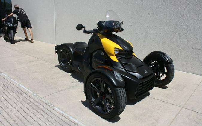2022 Can-Am 000F1NA00