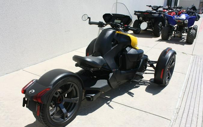 2022 Can-Am 000F1NA00