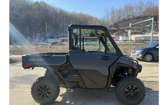 2026 Can-Am Defender XT CAB HD11