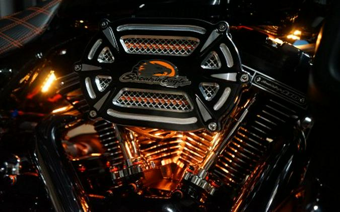 2016 Harley-Davidson CVO™ Street Glide®