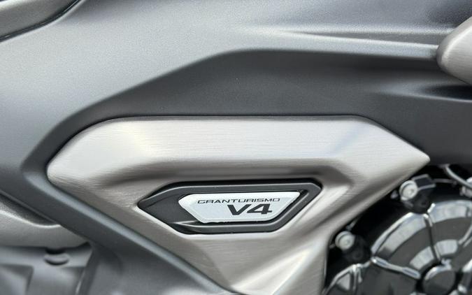 2027 Ducati Xdiavel V4 Burning Red - 003191