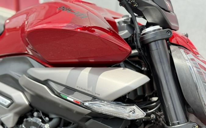 2027 Ducati Xdiavel V4 Burning Red - 003191