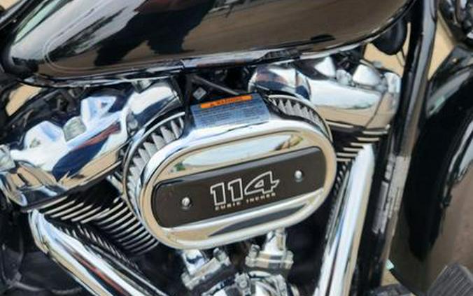 2023 Harley-Davidson® FLHCS - Heritage Classic