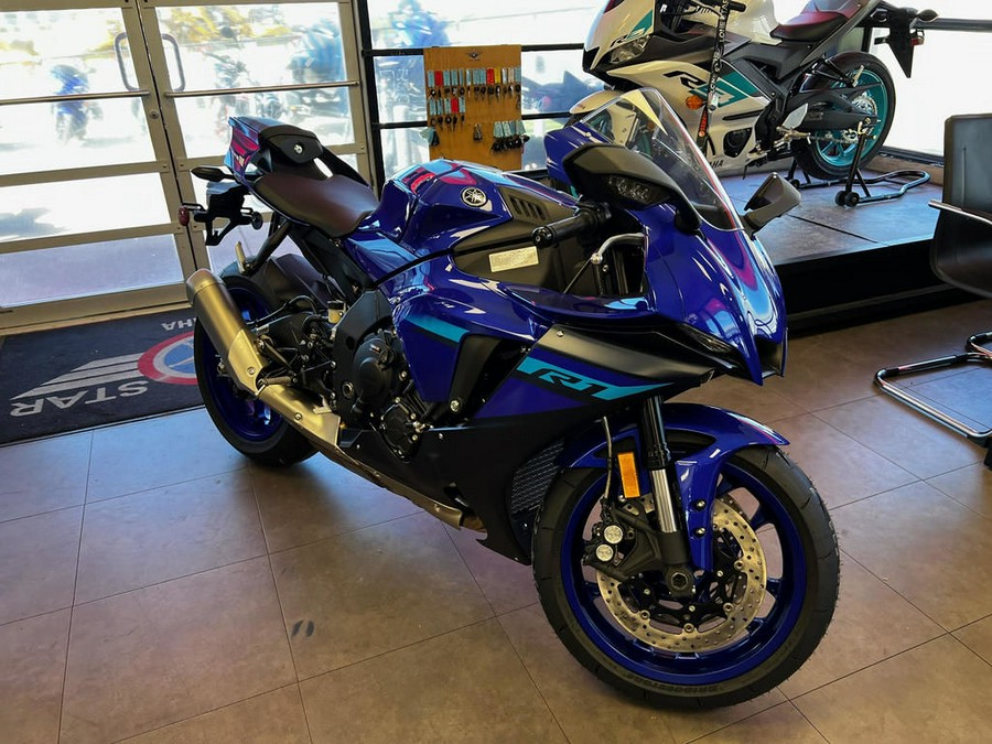 2024 Yamaha YZF-R1