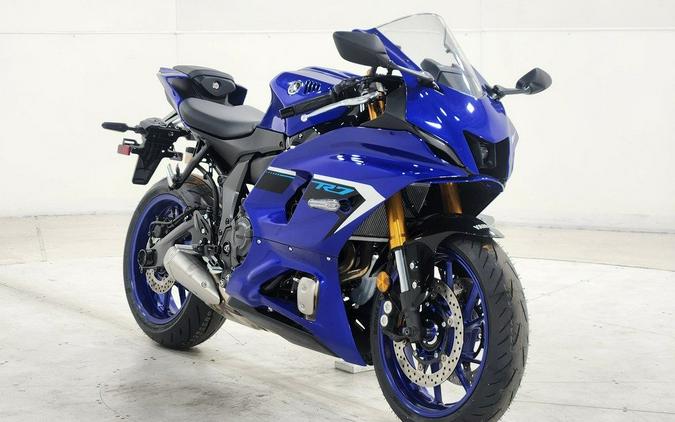 2025 Yamaha YZF-R7