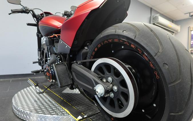 2019 Harley-Davidson FXDR 114