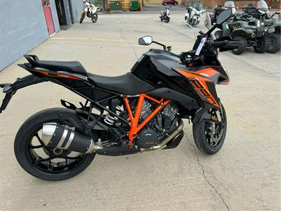 2020 KTM 1290 Super Duke GT