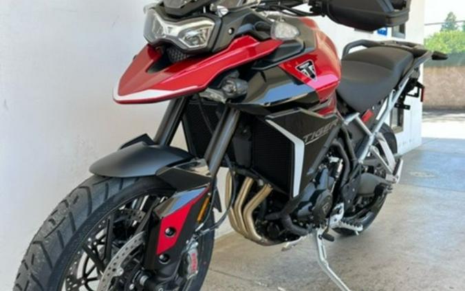 2024 Triumph Tiger 900 GT Pro Carnival Red / Sapphire Black