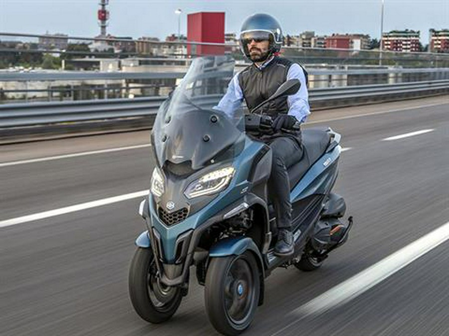 2024 Piaggio MP3 530 Exclusive