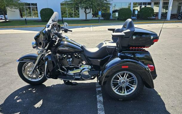 2018 Harley-Davidson Trike FLHTCUTG - Tri Glide Ultra