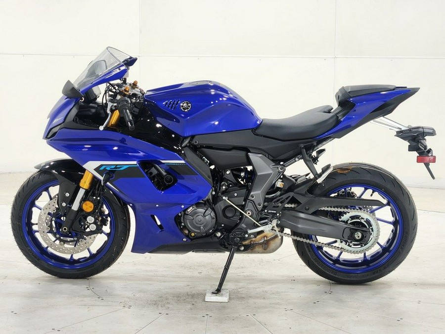 2025 Yamaha YZF-R7