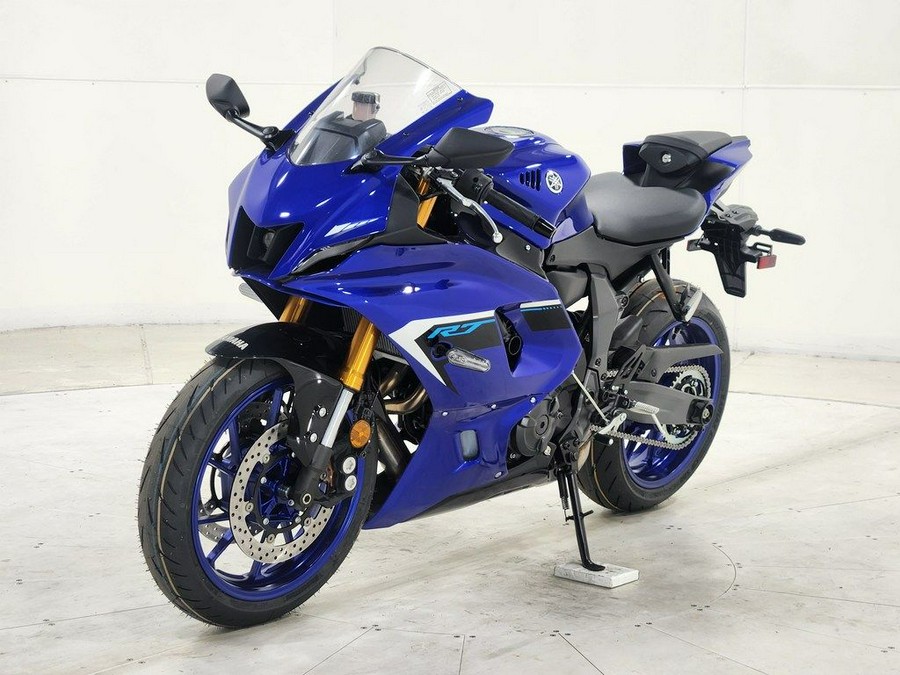 2025 Yamaha YZF-R7