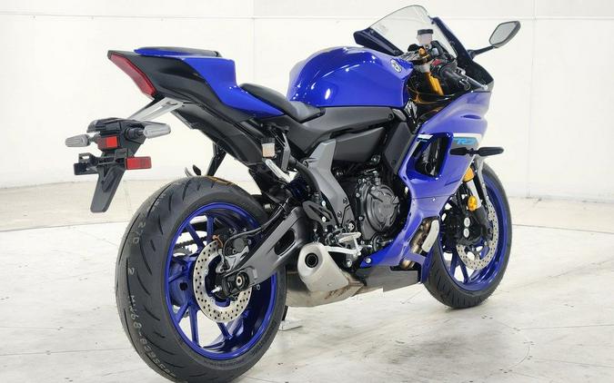 2025 Yamaha YZF-R7