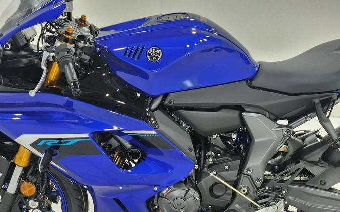 2025 Yamaha YZF-R7