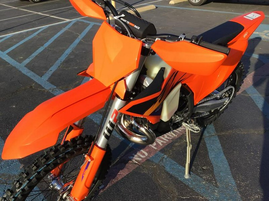 2026 KTM 250 XC