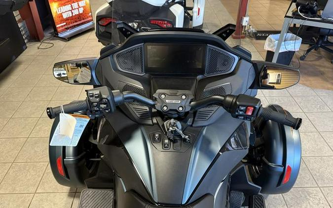 2026 Can-Am® Spyder RT Limited Dark