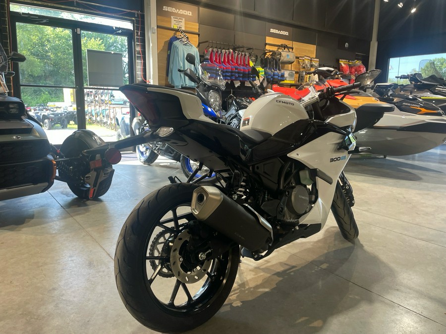 2025 CFMOTO SS 300