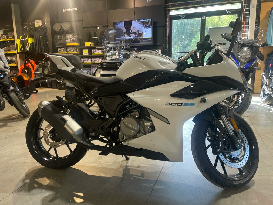 2025 CFMOTO SS 300