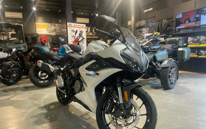 2025 CFMOTO SS 300