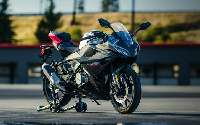 2025 CFMOTO SS 300