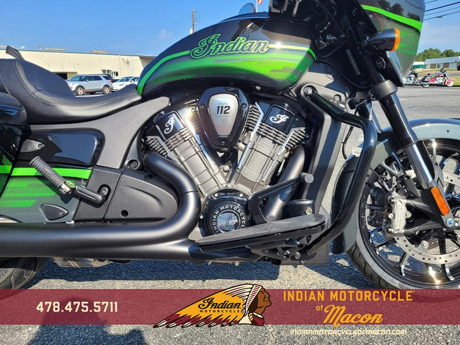 2026 Indian Motorcycle® Chieftain PowerPlus Dark Horse Signature Series Abyss Metallic / Cypher Gr
