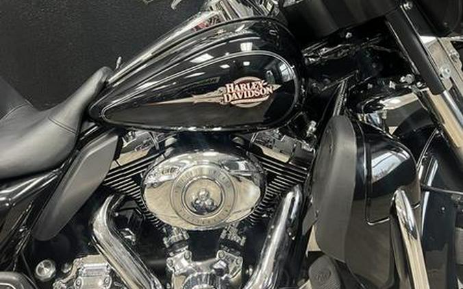 2010 Harley-Davidson® FLHTC - Electra Glide® Classic