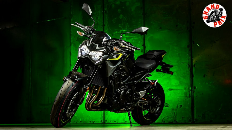 2024 Kawasaki Z900 ABS Metallic Spark Black/Metallic Matte Dark Gray