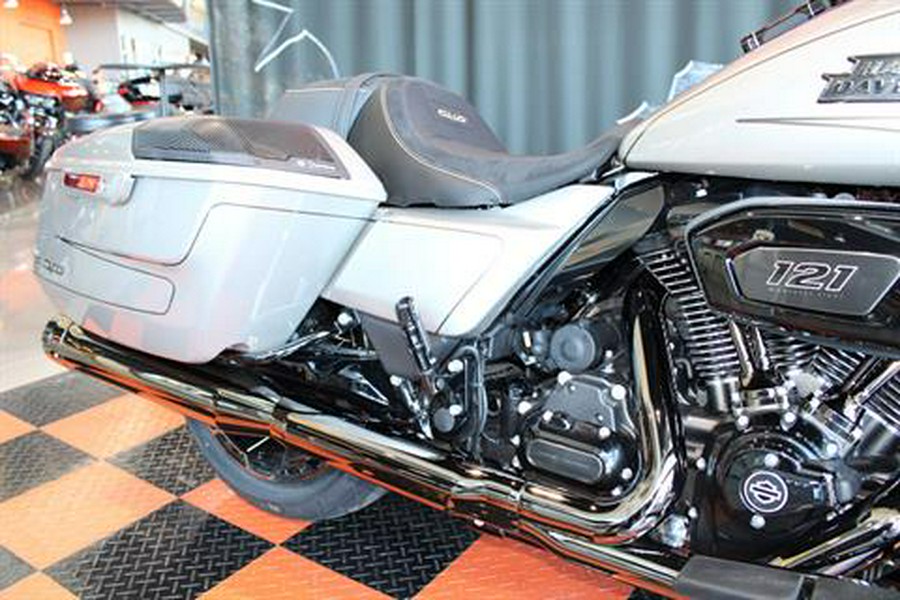 2023 Harley-Davidson CVO™ Street Glide®