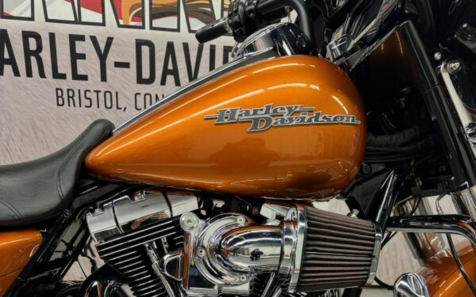 2014 FLHXS Street Glide® Special