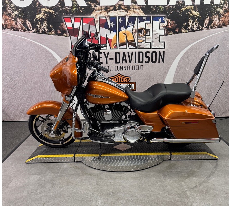 2014 FLHXS Street Glide® Special