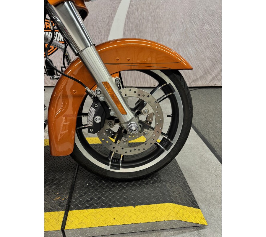 2014 FLHXS Street Glide® Special