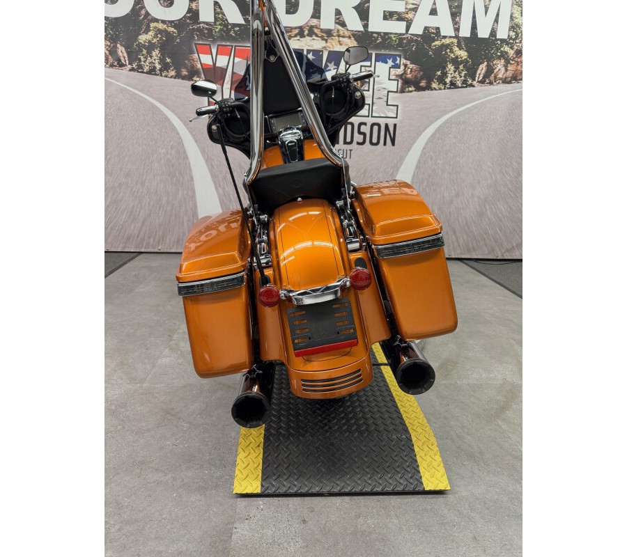 2014 FLHXS Street Glide® Special