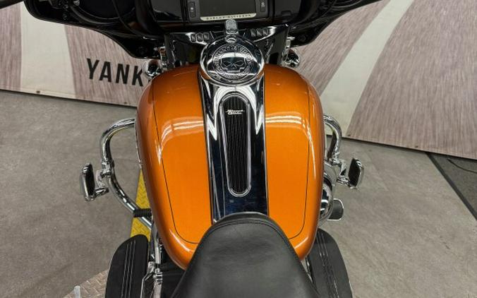 2014 FLHXS Street Glide® Special