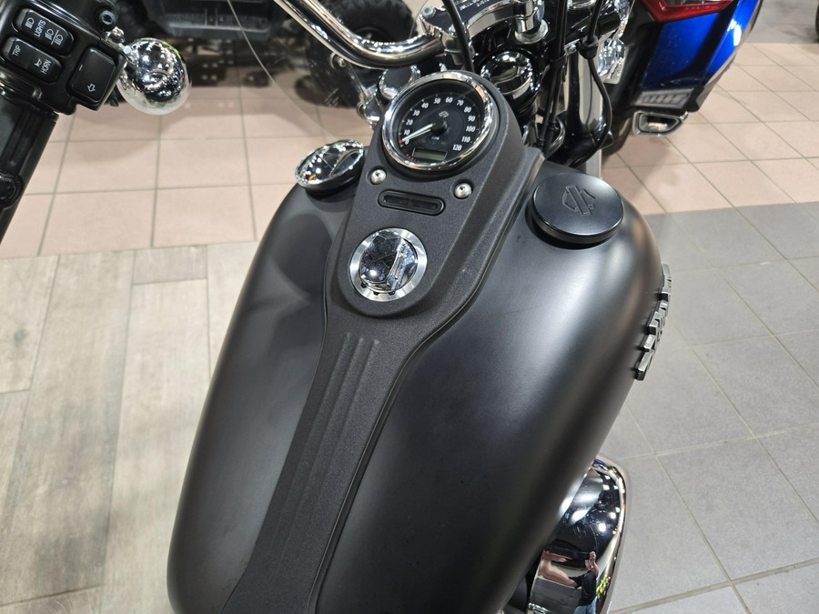 2013 HARLEY DYNA STREET BOB