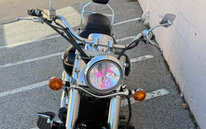 2006 Kawasaki Vulcan® 900 Classic