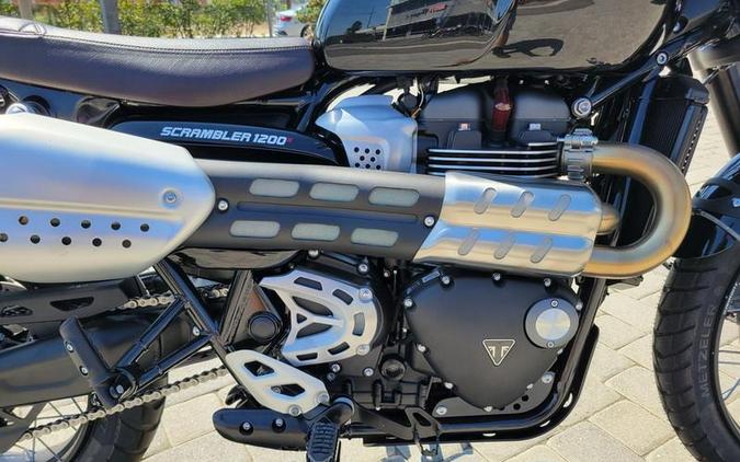 2025 Triumph Scrambler 1200 X Sapphire Black