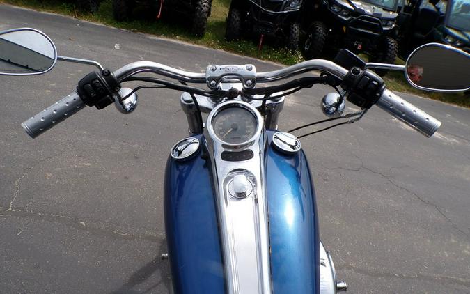 2002 Harley-Davidson® FXSTD - Softail® Deuce