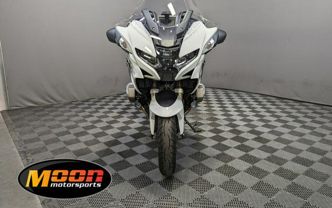 2024 BMW R 1250 RT Alpine White 3